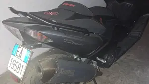 Yamaha T-Max 530 (2012 - 14)  (4)