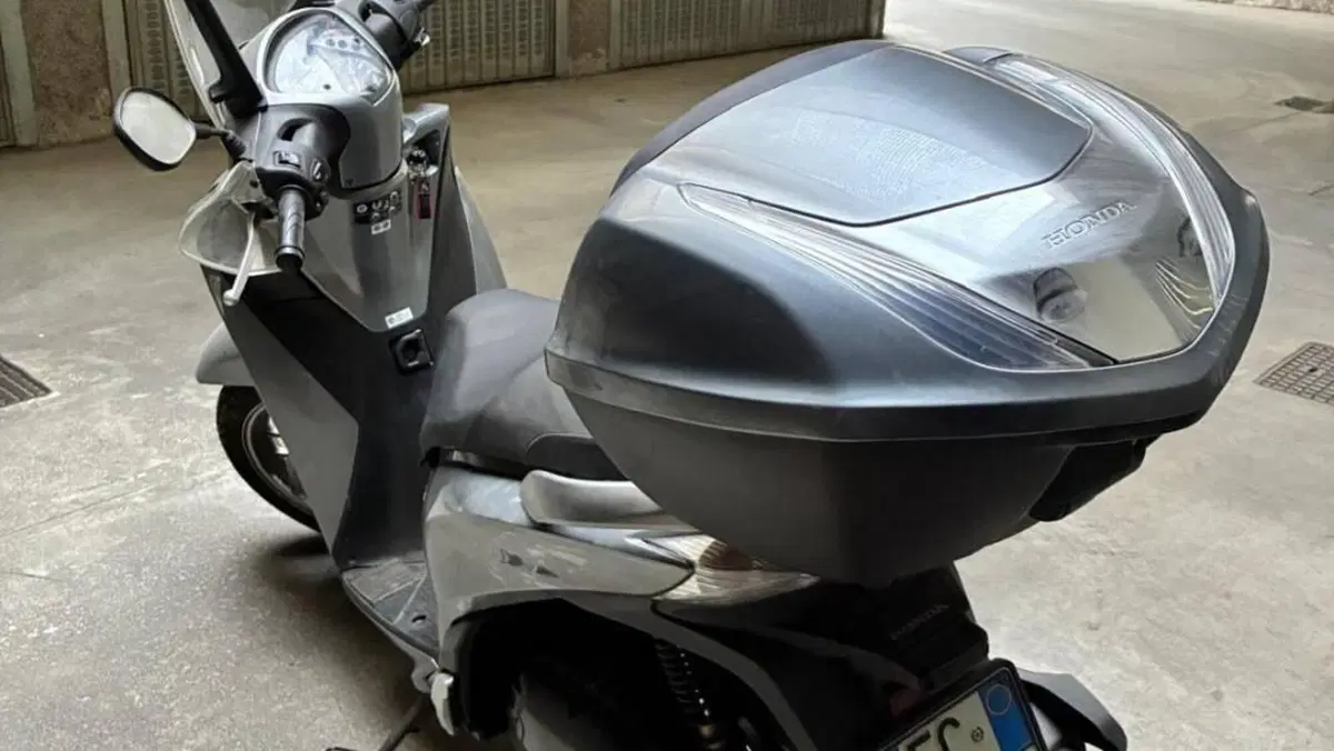 Honda SH 150i ABS (2013 - 16)  (2)