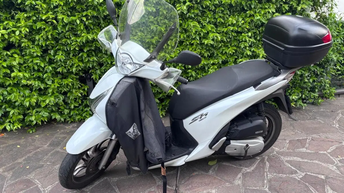 Honda SH 150i ABS (2013 - 16)  (5)