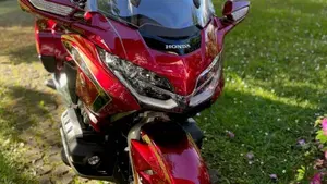 Honda GL 1800 Gold Wing Tour (2025 - 26)  (8)