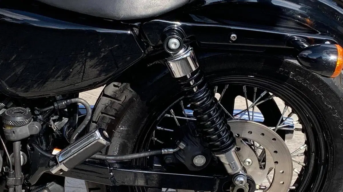 Harley-Davidson XL 1200N Nightster (2008 - 12)  (3)