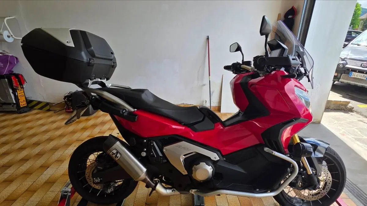 Honda X-ADV 750 DCT (2021 - 24)  (2)