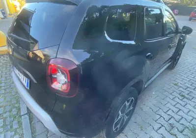 Dacia Duster 1.0 TCe 100 CV ECO-G 4x2 Prestige (3)
