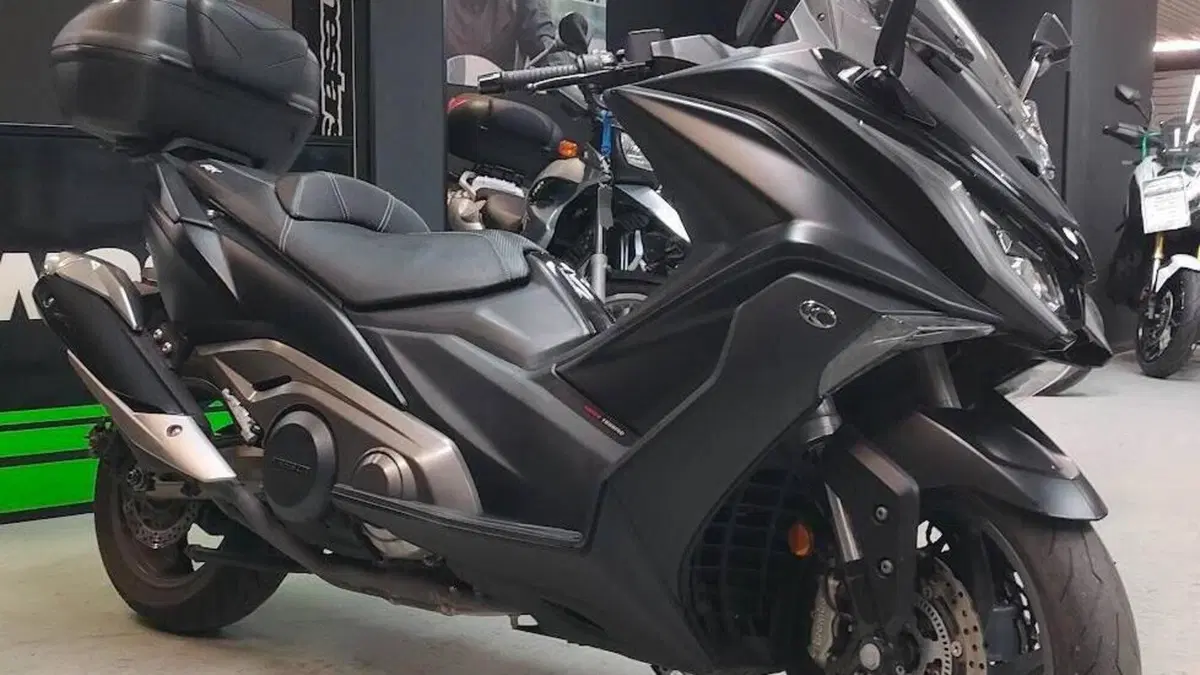 Kymco AK 550 ETS (2021 - 26)  (3)