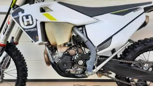 Husqvarna FE 350 (2022)  (4)