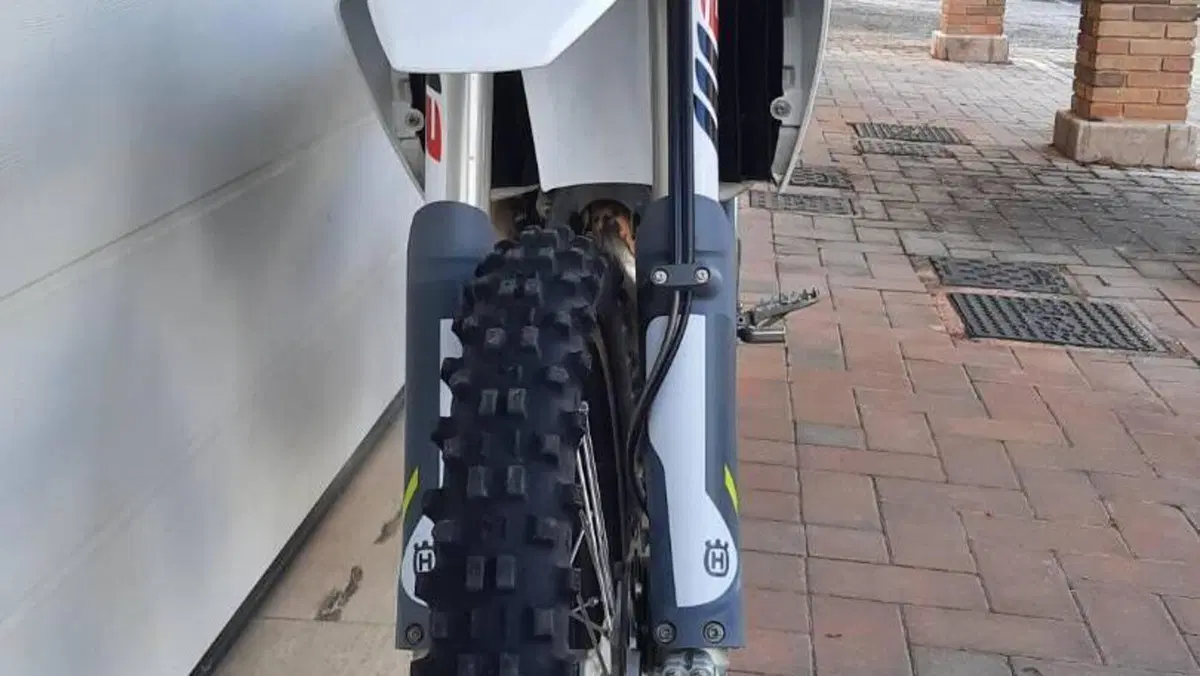 Husqvarna FE 350 (2022)  (5)