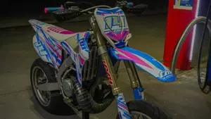 Tm Moto EN 300 Fi ES 2T (2024)  (3)