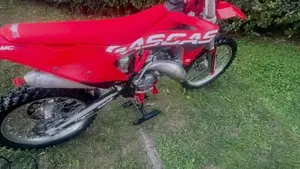 GASGAS MC 125 (2023)  (3)