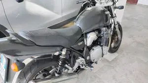 Suzuki GSX 1200  (5)