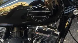 Harley-Davidson 1584 Super Glide Custom (2008 - 13) - FXDC 