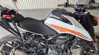 KTM 390 Duke (2021 - 23) usata