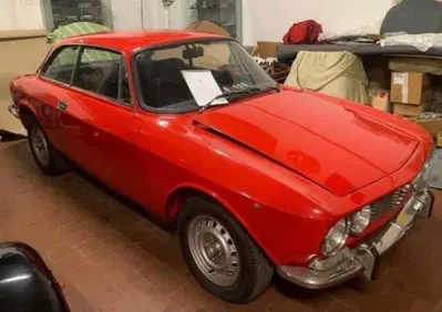 Alfa Romeo GT 2000 VELOCE   (11)