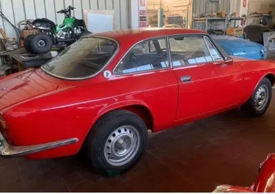 Alfa Romeo GT 2000 VELOCE   (12)
