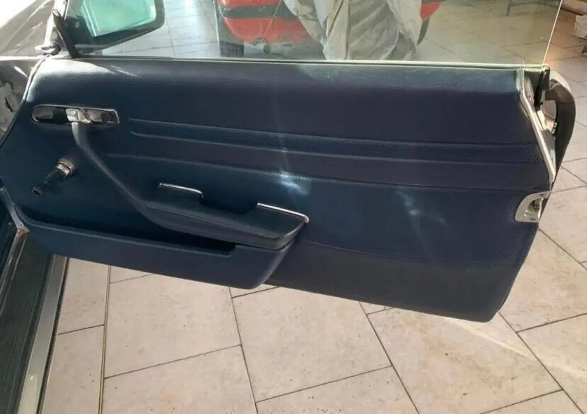 Mercedes-Benz 450 SL R 107 CABRIO   (9)