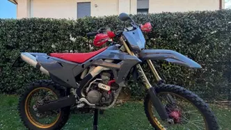 Honda CRF 250R (2005) usata
