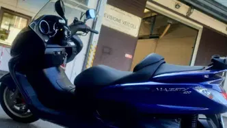 Yamaha Majesty 400 (2004 - 08) usata