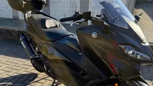 Yamaha T-Max 560 Tech Max (2022 - 24)  (4)
