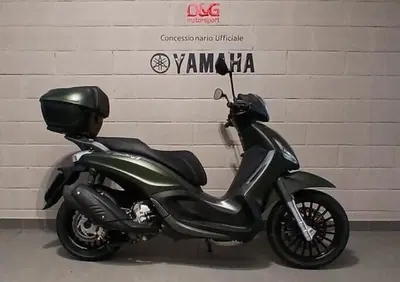 Piaggio Beverly 300 i.e. Street (2020) - Annuncio 10013100