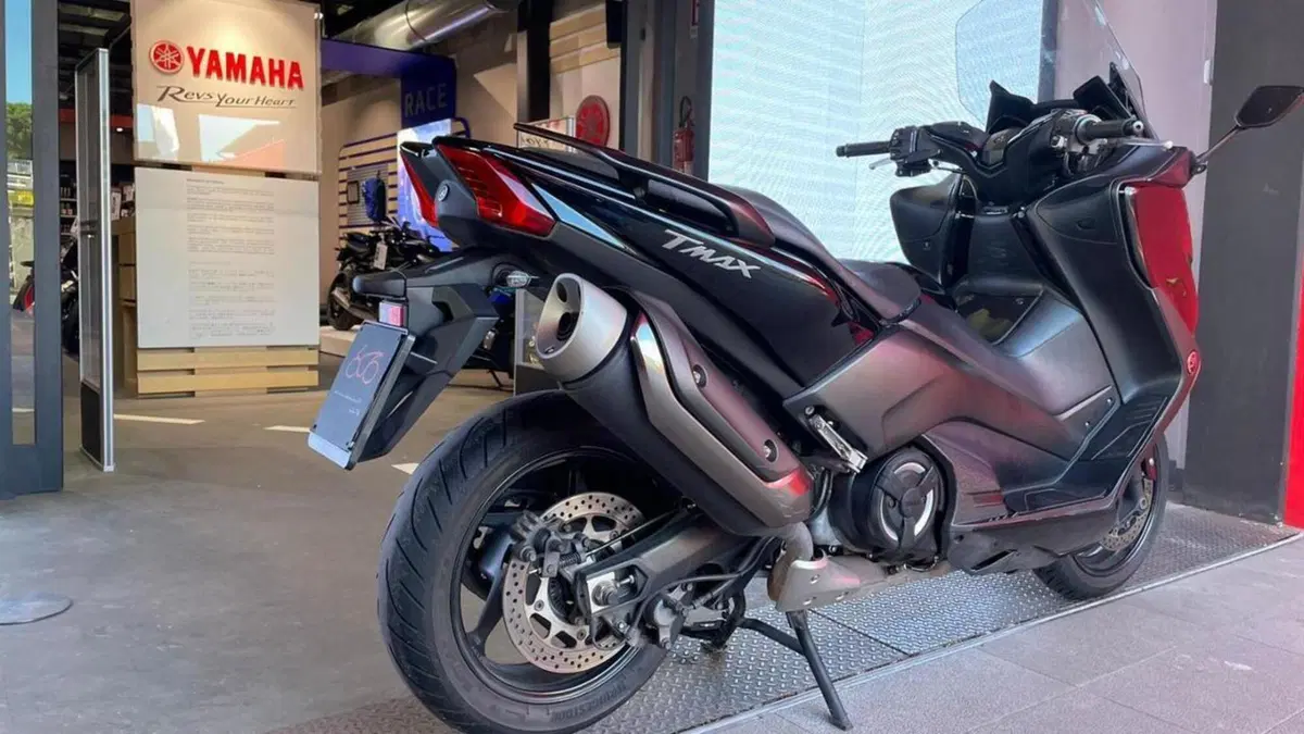 Yamaha T-Max 530 SX (2017 - 19)  (3)