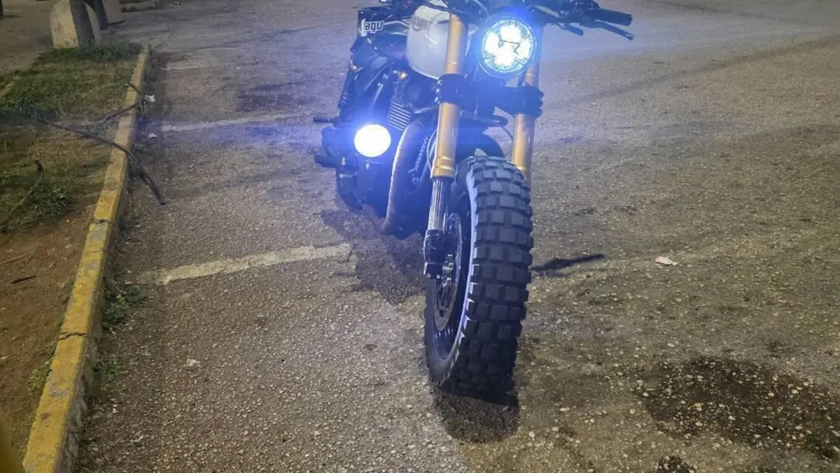 Triumph Bonneville T100 (2001 - 07)  (5)