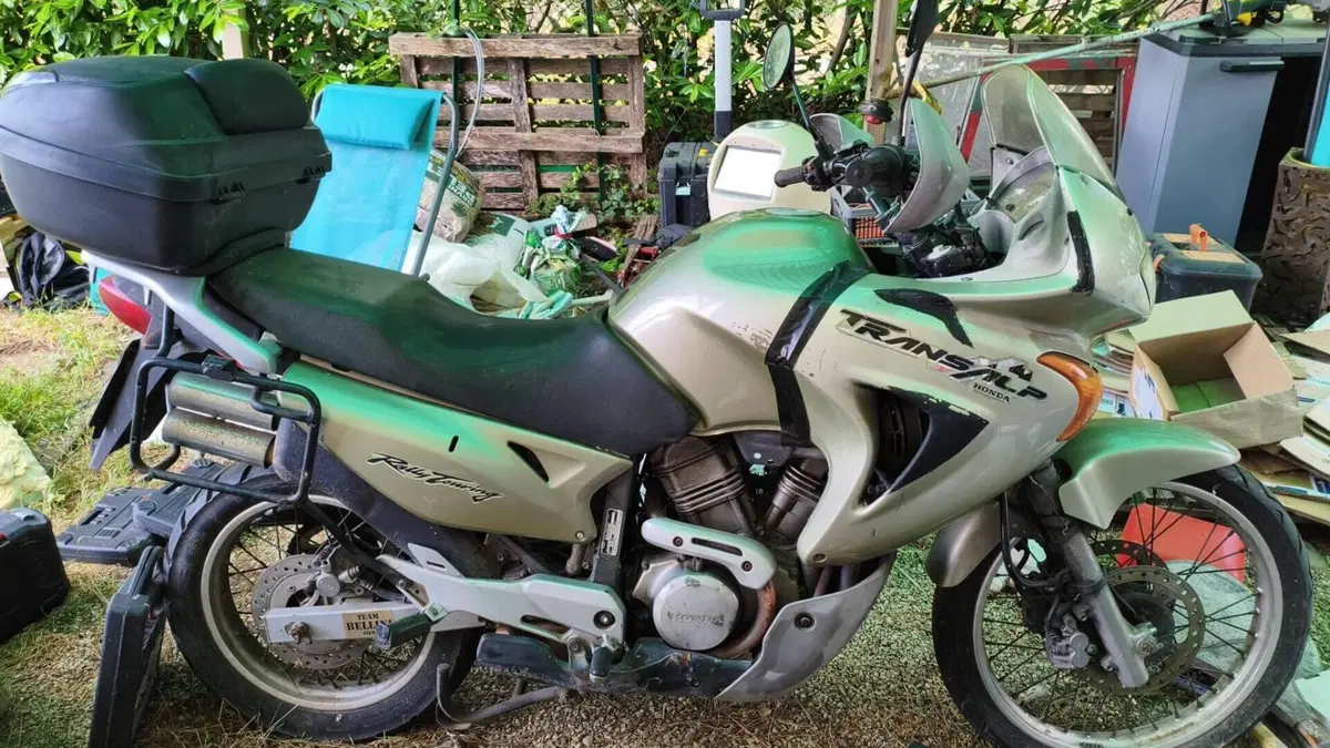 Honda Transalp XL 650V (2000 - 04) 