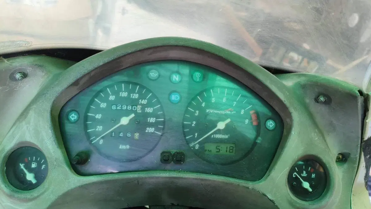 Honda Transalp XL 650V (2000 - 04)  (2)