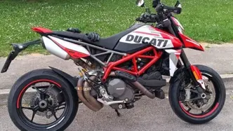 Ducati Hypermotard 950 (2022 - 25) usata
