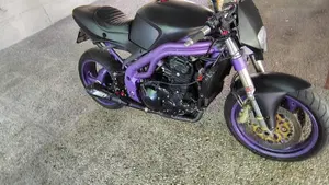 Triumph Speed Triple 955 (1998 - 01)  (3)