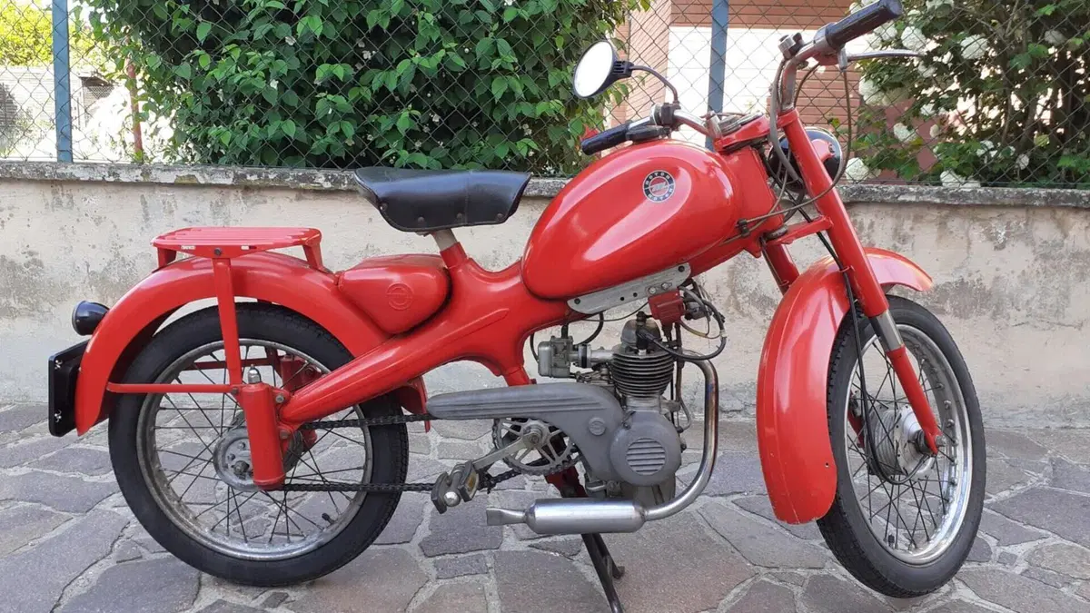 Motom   (2)