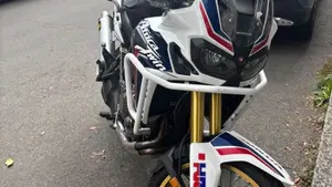 Honda Africa Twin CRF 1000L ABS (2016 - 17) 