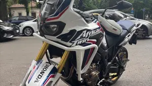 Honda Africa Twin CRF 1000L ABS (2016 - 17)  (3)
