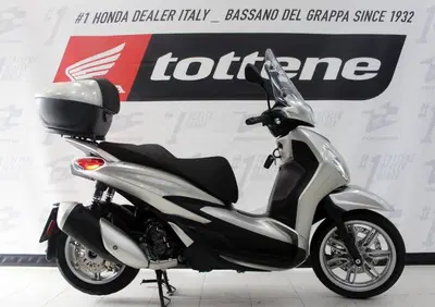 Piaggio Beverly 300 Hpe (2021) - Annuncio 10013536
