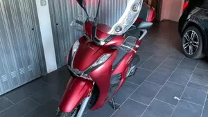 Honda SH 350 (2021 - 24)  (2)
