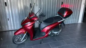 Honda SH 350 (2021 - 24)  (3)