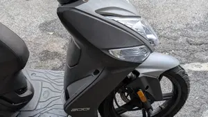 Kymco Agility 200i R16 + (2021 - 25)  (3)