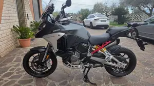 Ducati Multistrada V4 S (2021 - 24)  (9)