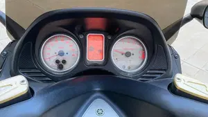 Yamaha T-Max 500 (2004 - 07)  (3)