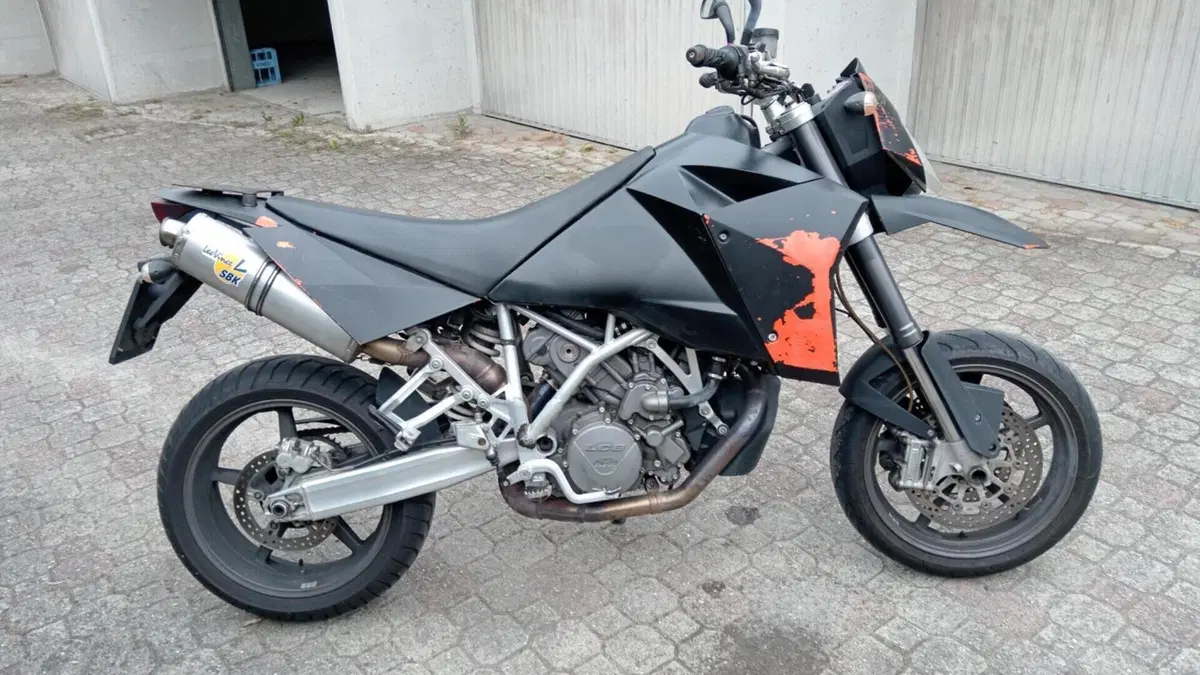 KTM 950 Supermoto (2006 - 08)  (2)