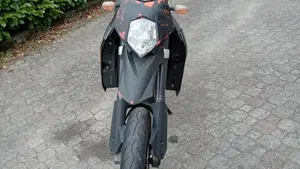 KTM 950 Supermoto (2006 - 08)  (4)