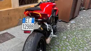 Ducati Streetfighter V4 1100 (2020)  (6)