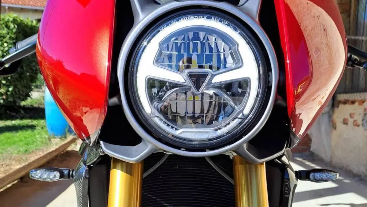 Triumph Speed Triple 1200 RR (2022 - 26)  (2)