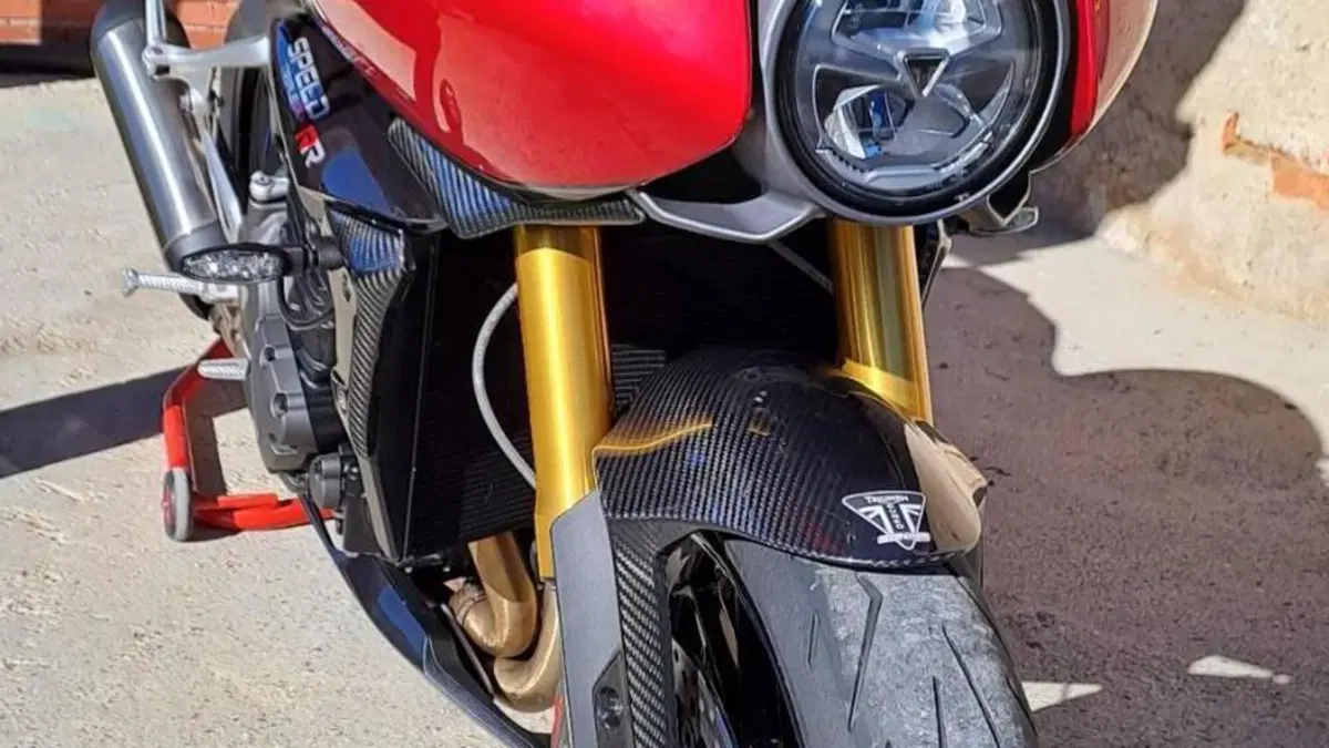 Triumph Speed Triple 1200 RR (2022 - 26)  (6)