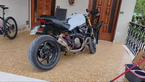 Ducati Monster 1200 S (2014 - 16)  (2)