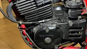 Honda   (6)