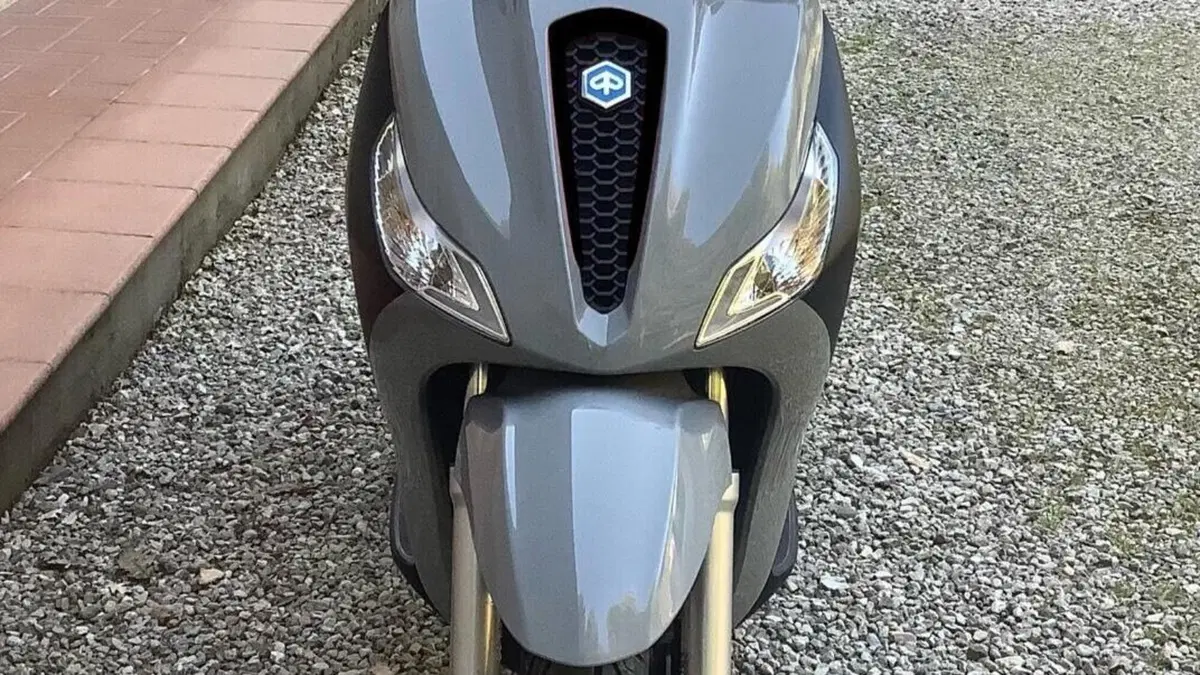 Piaggio Medley 150 S ABS (2021 - 25)  (2)