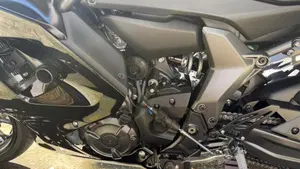 Yamaha YZF R7 (2021 - 25)  (8)