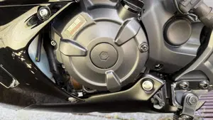 Yamaha YZF R7 (2021 - 25)  (12)