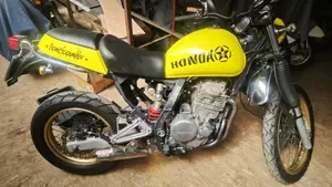 Honda NX 650 Dominator (1991 - 95) 