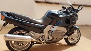 Yamaha GTS 1000 ABS (1993 - 01)  (4)