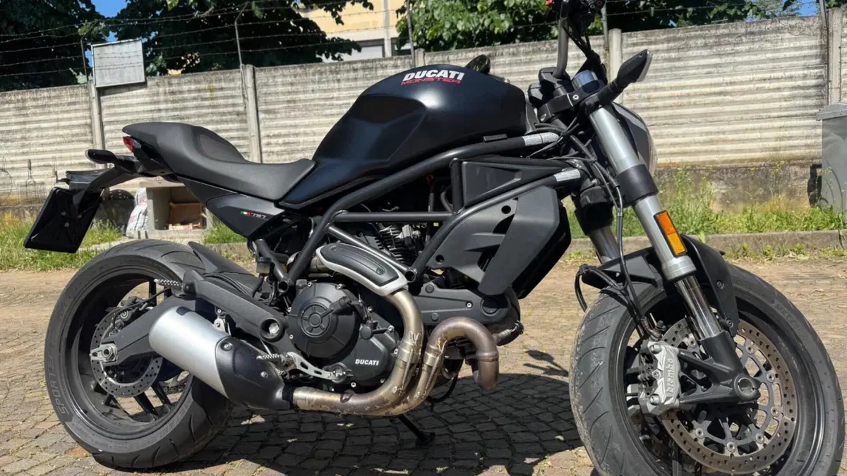 Ducati Monster 797 (2017 - 18)  (3)
